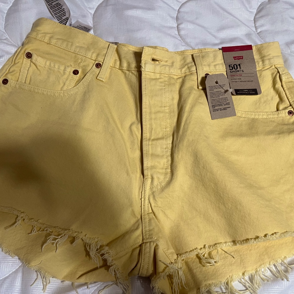 New Levy’s shorts 501